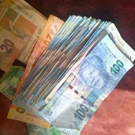 R100 CAPITEC ONLY!!!💵💵💵💵