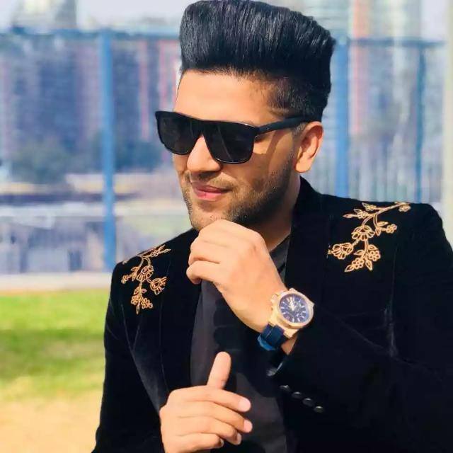 💋🅾🅽🅻🆈 💋🆂🆃🅰🆃🆄🆂 💋 (🆂🆄🅻🆃)